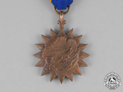 united_states._a_pair_of_air_force_service_medals_c18-031321