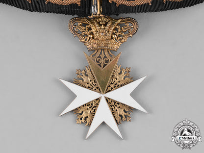 austria,_empire._an_order_of_the_knights_of_malta,_grand_cross_neck_badge,_c.1914_c18-031468