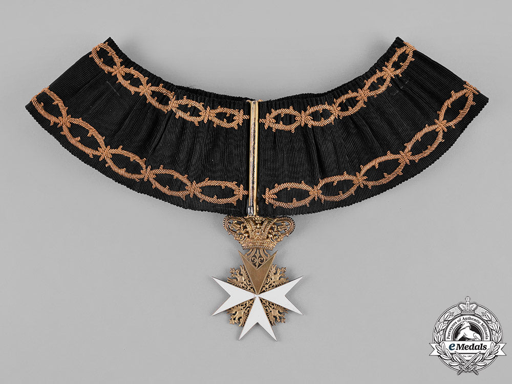 austria,_empire._an_order_of_the_knights_of_malta,_grand_cross_neck_badge,_c.1914_c18-031469