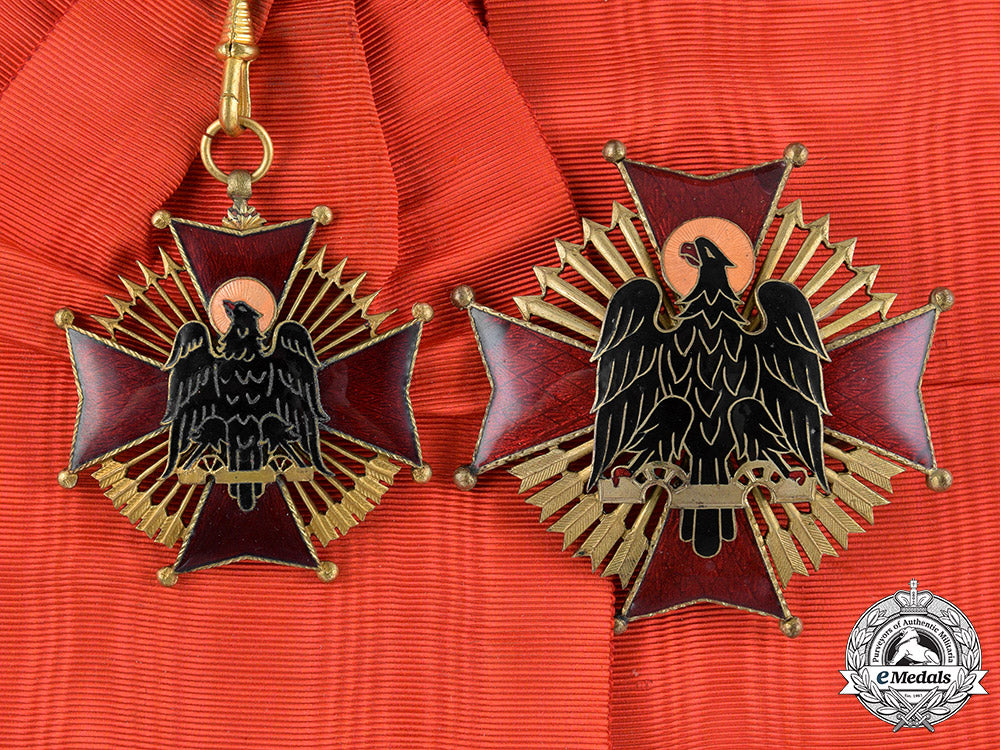 spain,_franco_period._an_order_of_cisneros,_grand_cross,_c.1950_c18-031472_1_1