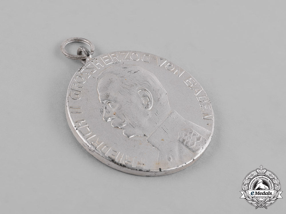 baden._three_first_war_commemorative_crosses_and_medals_c18-031494