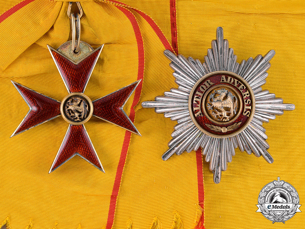 mecklenburg-_schwerin,_grand_duchy._an_order_of_the_griffin,_grand_cross,_c.1917_c18-031540