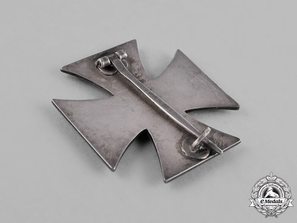 germany,_wehrmacht._a_cased_i._class_iron_cross1939,_by_ferdinand_wiedmann_c18-031593
