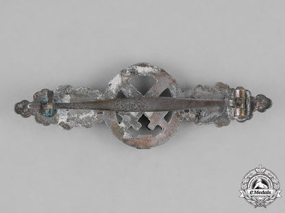 germany,_luftwaffe._a_unit_squadron_clasp_for_air_to_ground_support_fighters,_silver_grade,_by_gh._osang_c18-031655_2_1_1