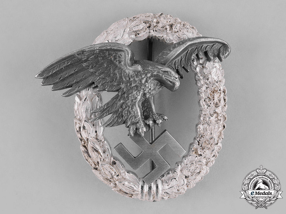 germany,_luftwaffe._an_observer’s_badge_with_case,_by_wilhelm_deumer_c18-031692