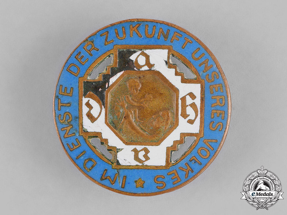 germany,_third_reich._a_third_reich_period_german_mother’s_badge_c18-031733
