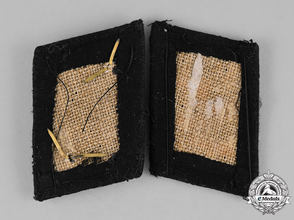 germany,_ss._a_set_of_waffen-_ss_oberscharführer_collar_tabs_c18-032016
