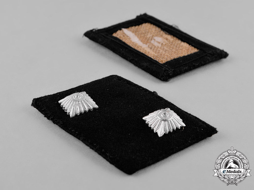 germany,_ss._a_set_of_waffen-_ss_oberscharführer_collar_tabs_c18-032017