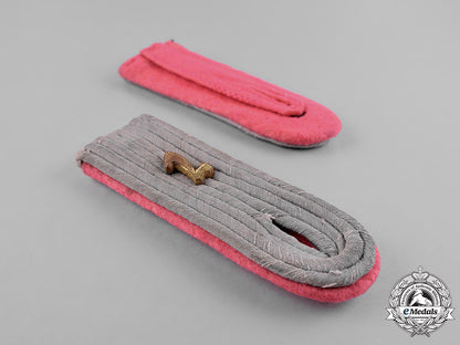 germany,_heer._a_set_of7_th_panzer_division_leutnant’s_shoulder_boards_c18-032034