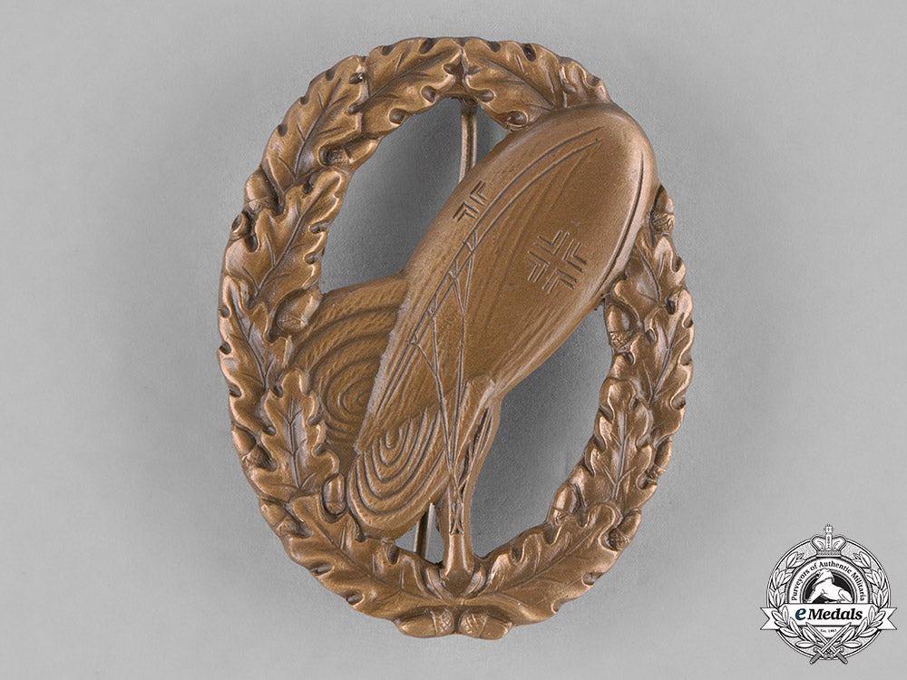 germany,_wehrmacht._a_bronze_grade_balloon_observer’s_badge,1957_reissue_c18-032198