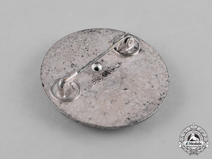 germany,_drk._a_german_red_cross(_drk)_nurse’s_aid_badge_c18-032255