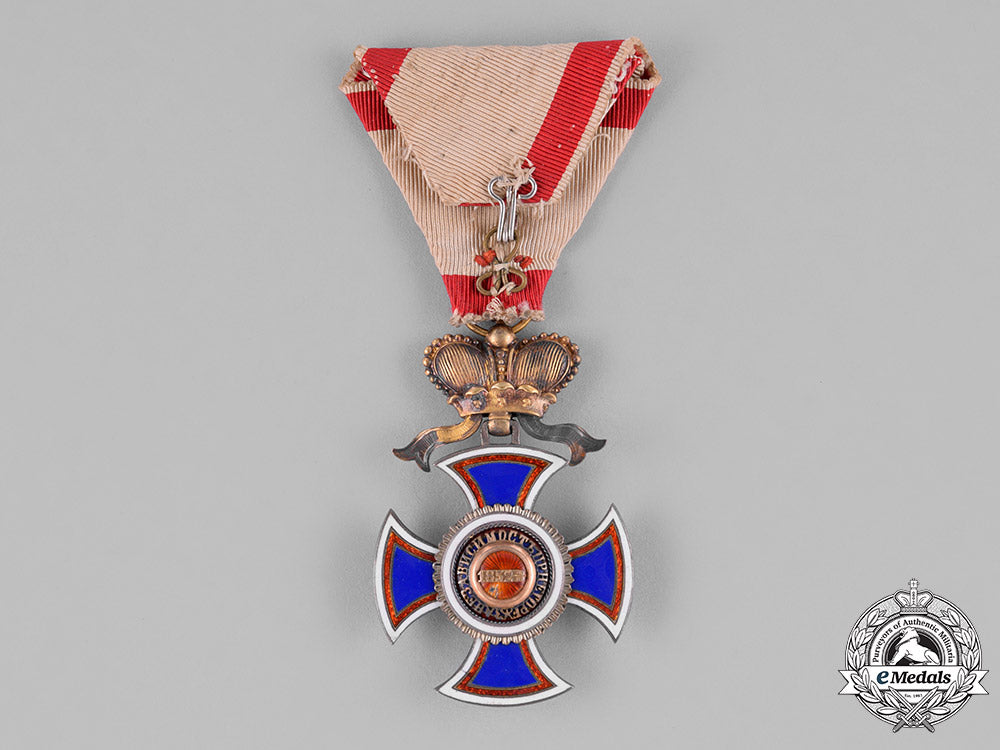 montenegro,_kingdom._an_order_of_prince_danilo,_iv_class_knight,_by_v.mayer,_c.1914_c18-032404