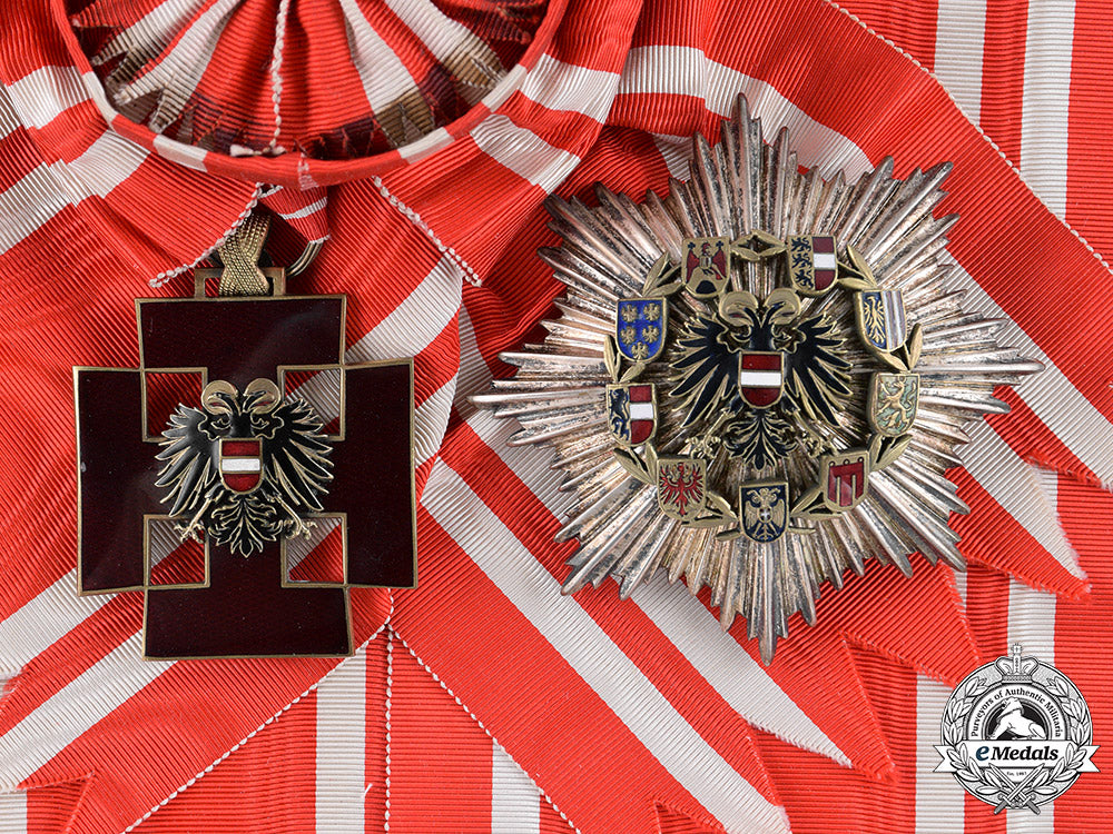 austria,_first_republic._a_merit_order_i_class_grand_cross,_special_grade,_by_anton_reiterer,_c.1934_c18-032525_1_1_1_1_1_1_1_1_1_1_1_1