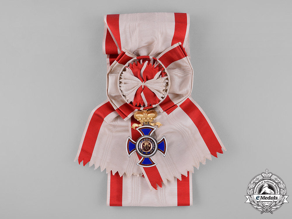 montenegro,_kingdom._an_order_of_prince_danilo,_i_class_grand_cross,_by_v.mayer,_c.1910_c18-032538