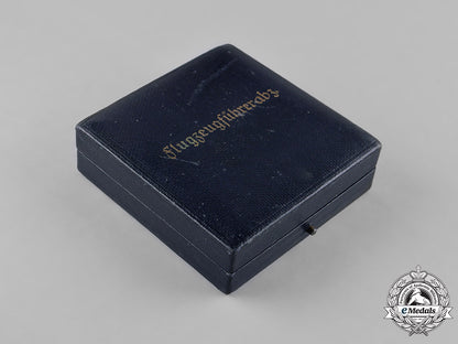 germany,_luftwaffe._a_pilot_badge,_type_i,_by_c.e._juncker_with_case_c18-032656