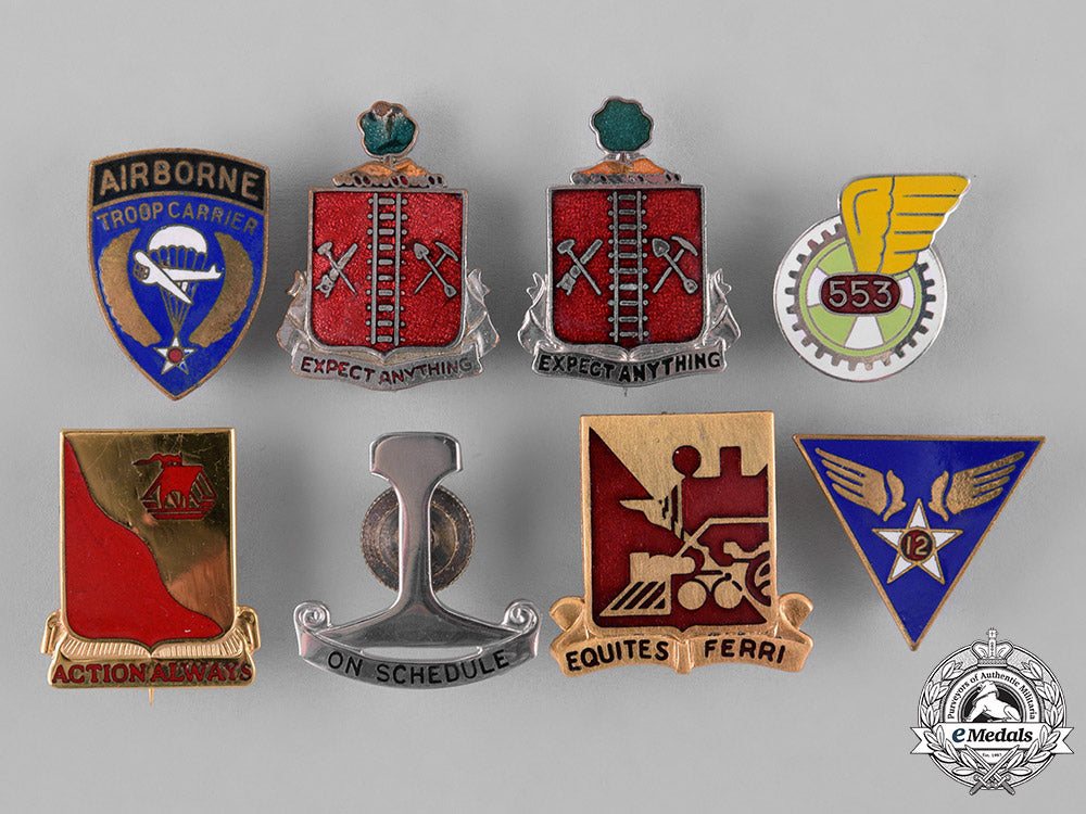 united_states._forty-_nine_military_badges_c18-032698