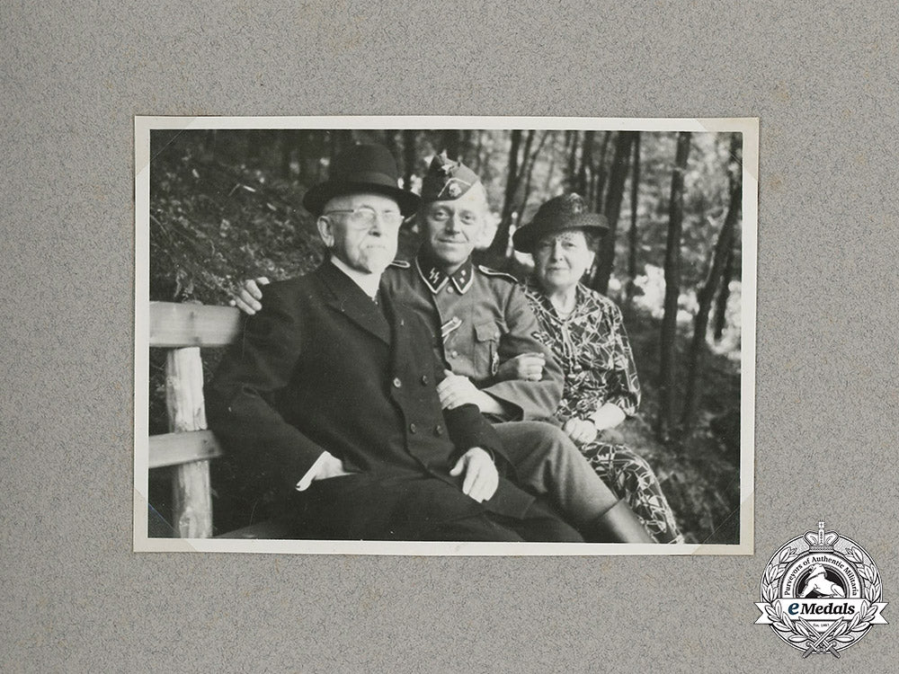 germany,_heer/_waffen-_ss._a_private_wartime&_post_war_album_of_army_gefreiter,_later_ss-_oberscharführer_c18-032808