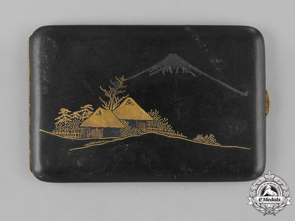 japan,_empire._a_cigarette_case_c18-032865