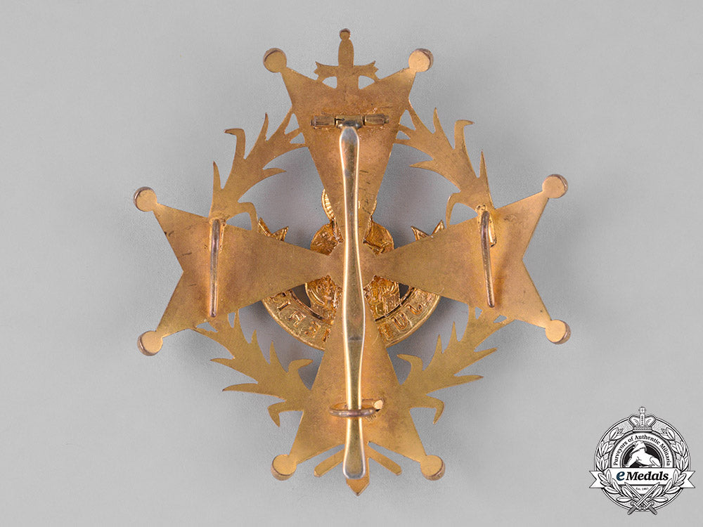 spain,_franco_period._an_order_of_the_cross_of_st._raymond_of_peñafort,_breast_star,_c.1950_c18-032941