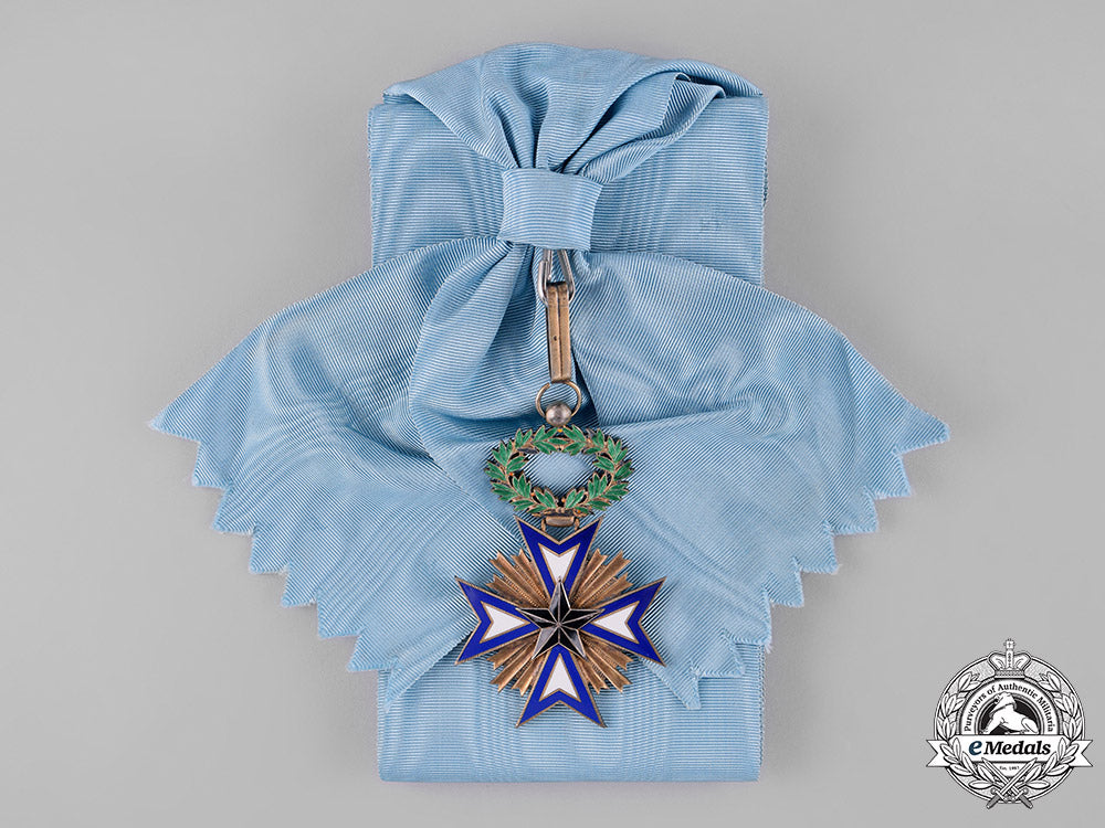 france,_colonial_dahomey._an_order_of_the_black_star,_grand_cross,_by_arthus_bertrand,_c.1910_c18-033127_1_1