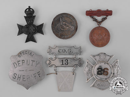 united_states._thirteen_assorted_badges_and_insignia_c18-033230