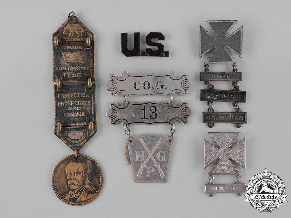 united_states._thirteen_assorted_badges_and_insignia_c18-033233