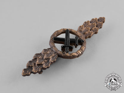 germany,_federal_republic._a_luftwaffe_air-_to-_ground_support_clasp,_bronze_grade,_alternative1957_version_c18-033381