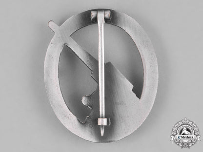 germany,_federal_republic._an_army_anti-_aircraft_badge,_silver_grade,_alternative1957_version_c18-033416