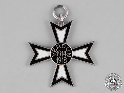 germany,_weimar._a_battle_of_verdun_commemorative_veterans_cross_c18-033437