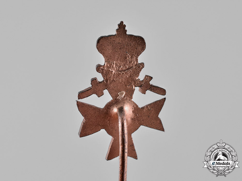 bavaria,_kingdom._a_grouping_of_first_war_period_military_service_decorations_c18-033445