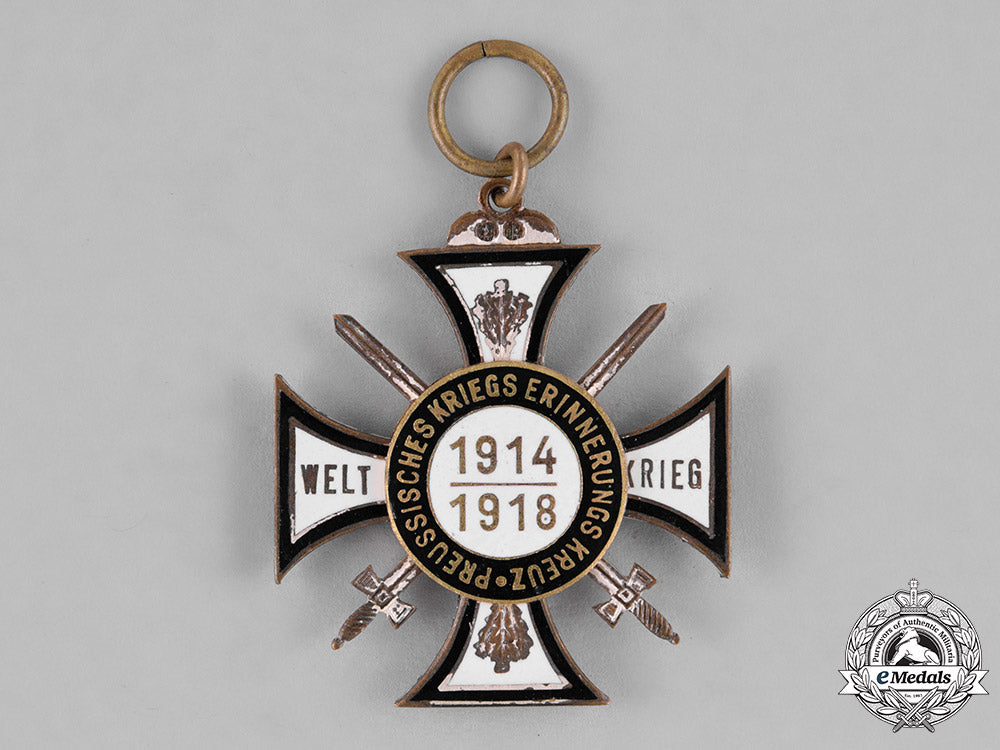 germany,_weimar._commemorative_war_cross_with_swords_for_first_war_combatants_c18-033460