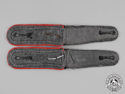 germany,_ss._a_pair_of_artillery_ss-_oberscharführer_shoulder_straps_c18-033830