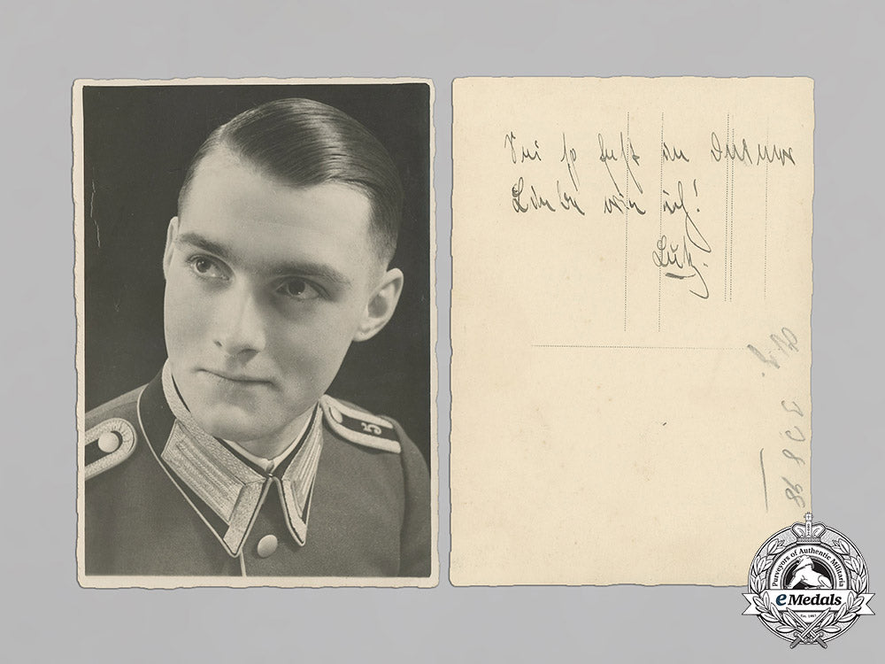 germany,_heer._a_collection_of22_wartime_studio_portraits_of_german_soldiers_c18-033938