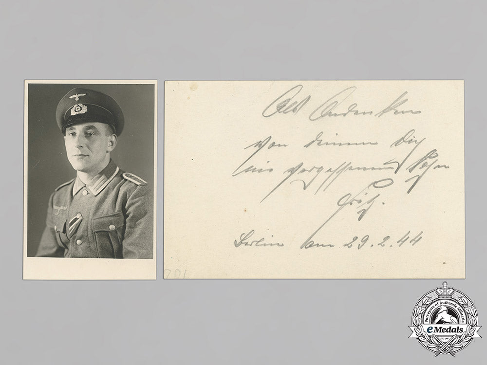 germany,_heer._a_collection_of22_wartime_studio_portraits_of_german_soldiers_c18-033940