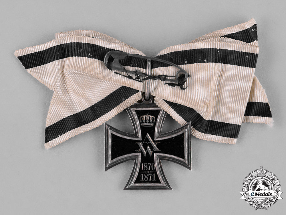 prussia,_state._an_honour_cross_for_ladies&_young_ladies_with_onyx_core,_by_wagner,_c.1880_c18-034001