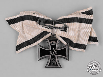 prussia,_state._an_honour_cross_for_ladies&_young_ladies_with_onyx_core,_by_wagner,_c.1880_c18-034001