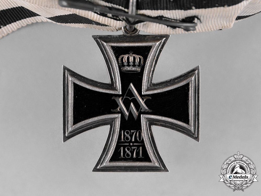 prussia,_state._an_honour_cross_for_ladies&_young_ladies_with_onyx_core,_by_wagner,_c.1880_c18-034003