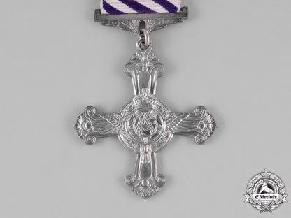 canada._a1943_dfc_to_flight_lieutenant_j.f.w_towse_for_sustained_operational_record_of_attacks_c18-034213