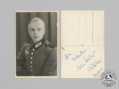 germany,_third_reich._a_collection_of25_wartime_studio_portraits_of_heer,_police,_and_kriegsmarine_men_c18-034355