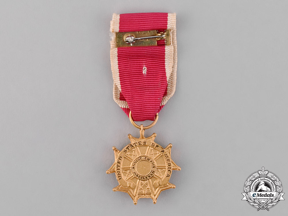 united_states._a_miniature_legion_of_merit_c18-034421