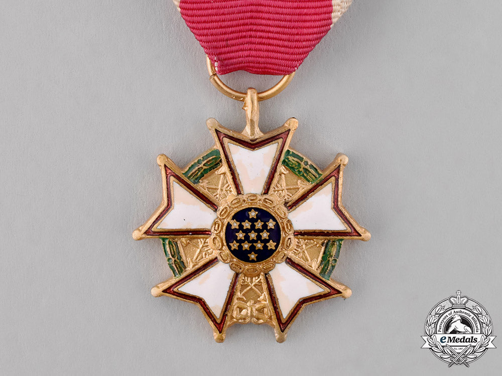 united_states._a_miniature_legion_of_merit_c18-034422