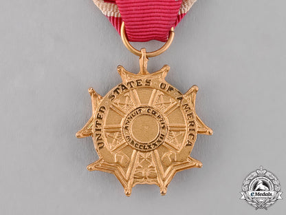 united_states._a_miniature_legion_of_merit_c18-034423