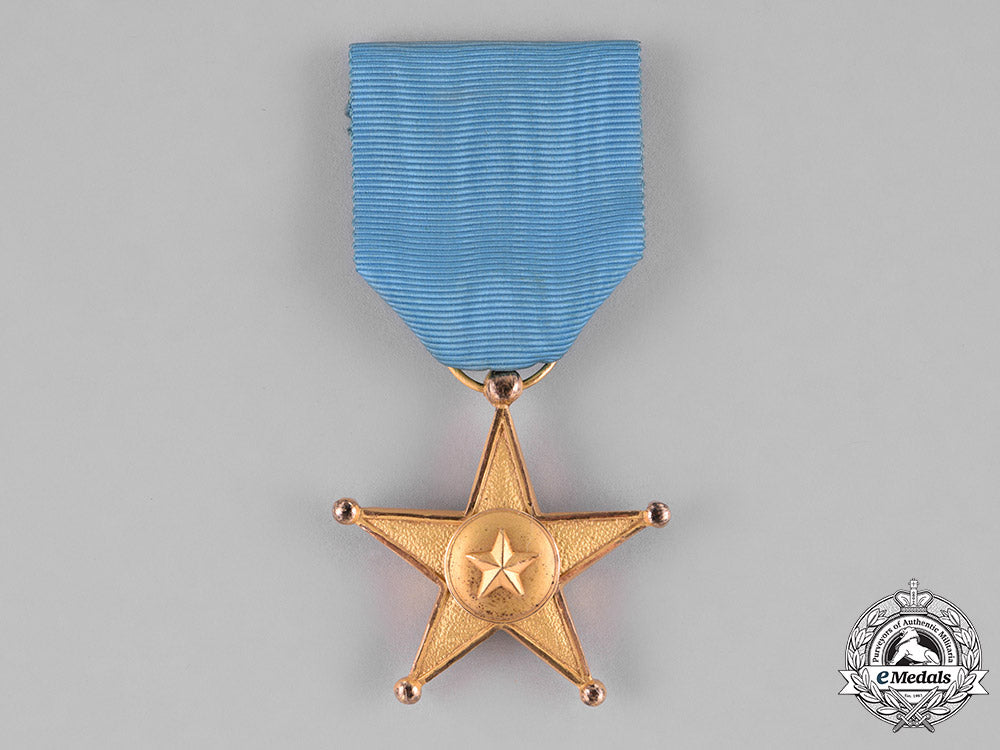 congo,_democratic_republic._a_colonial_service_star,_i_class_gold_star_c18-034487