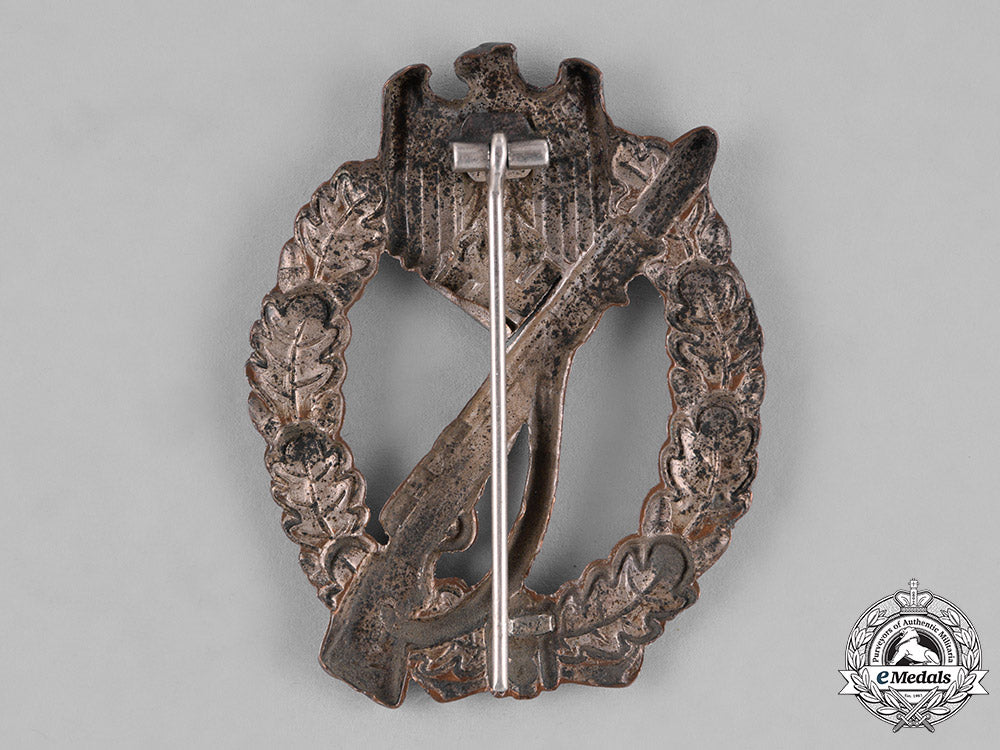 germany,_wehrmacht._a_bronze_grade_infantry_assault_badge_c18-034549