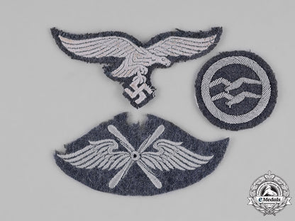 germany,_luftwaffe._a_group_of_uniform_insignia_c18-034557