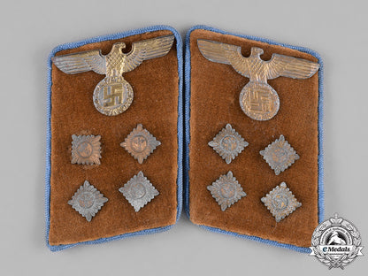 germany,_nsdap._a_pair_of_rzm-_marked_nsdap_ortsgruppe_gemeinschaftsleiter_collar_tabs_c18-034619