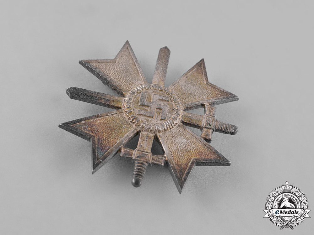 germany,_wehrmacht._a_war_merit_cross_first_class_with_swords_by_deschler&_sohn_c18-034645