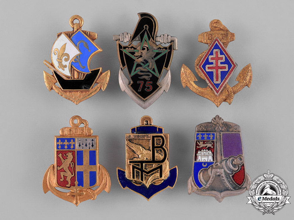 france,_republic._sixteen_naval_service_insignia_badges_c18-034807