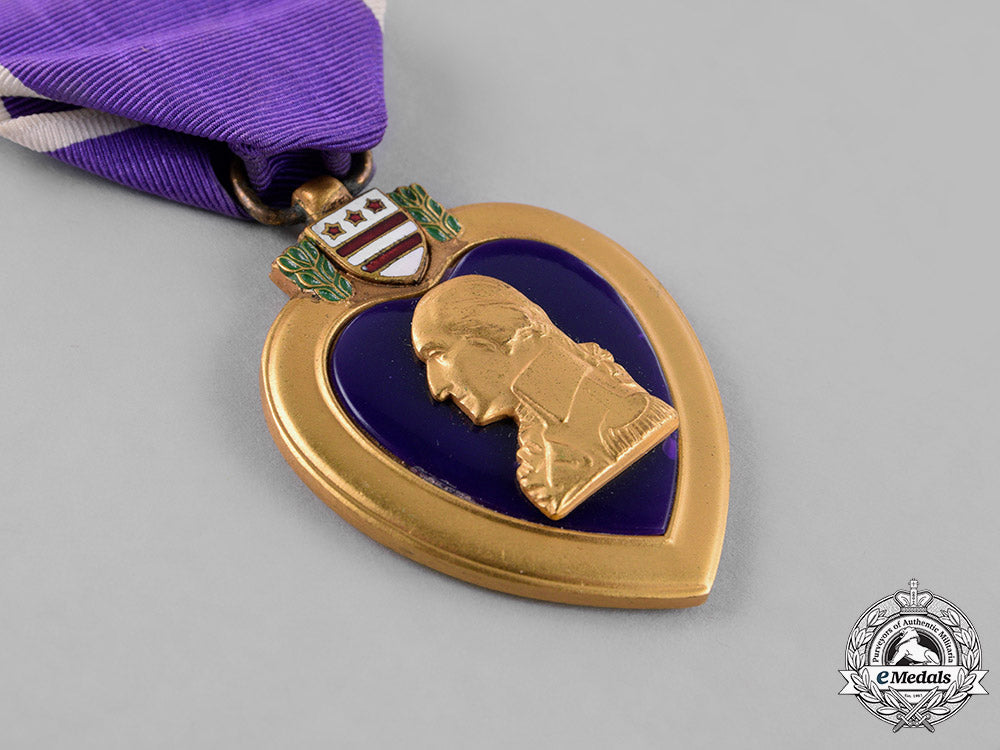 united_states._a_second_war_bronze_star_medal_and_purple_heart,_to_walter_george_schacht,_united_states_army,_wounded_during_the_battle_of_metz,_october1944_c18-034843