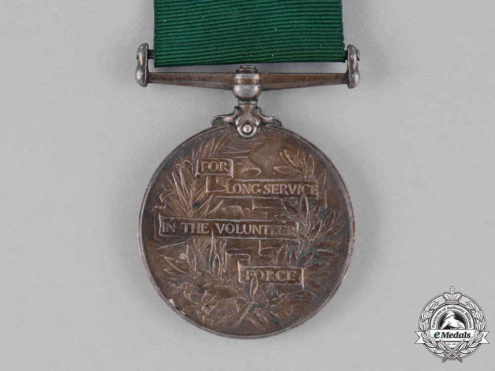 great_britain._volunteer_long_service_medal,_to_private_c._strike,2_nd_volunteer_battalion,_duke_of_cornwall's_light_infantry_c18-034942